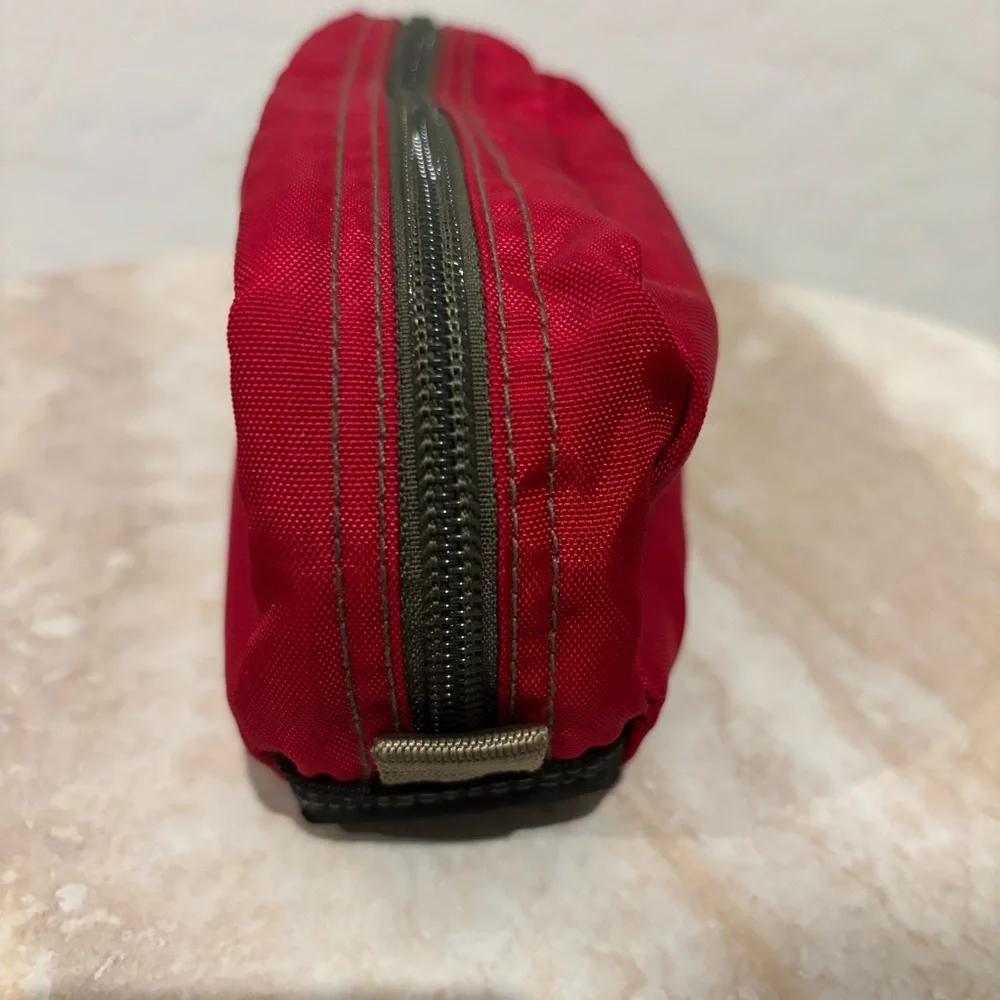 L.L Bean zip around cosmetic/tolietry pouch